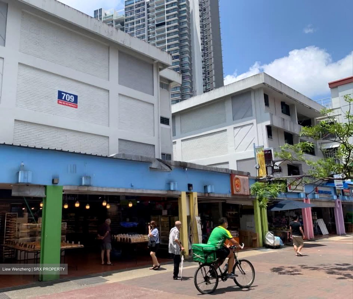 Ang Mo Kio Avenue 8 (D20), Retail #568711591